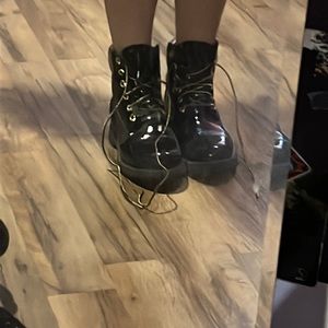 LIMITED EDITION GOLDEN TIMBS